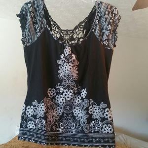 Nicely shoulder sleeve top